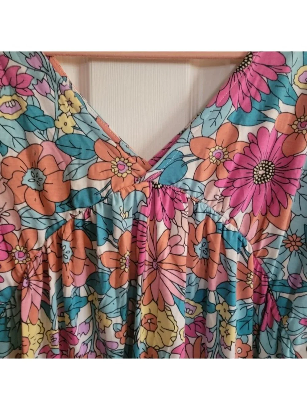 Women's top - Picture 3 of 5